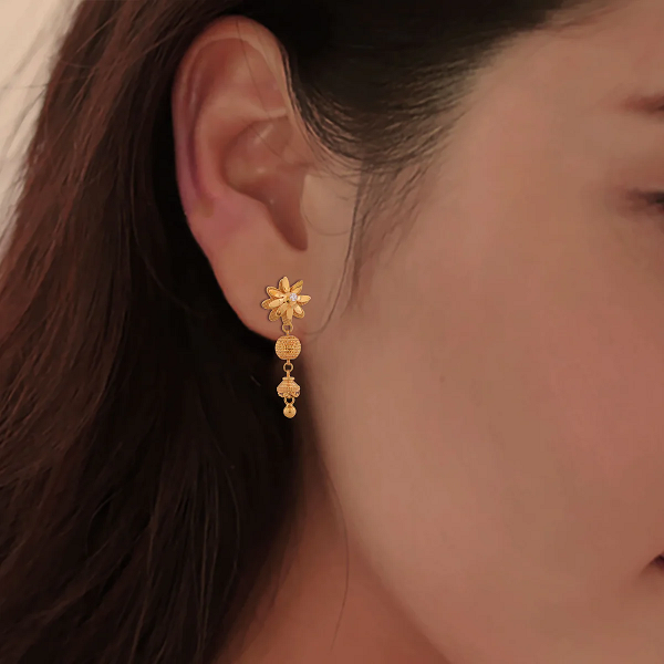 22 kt Gold Earrings