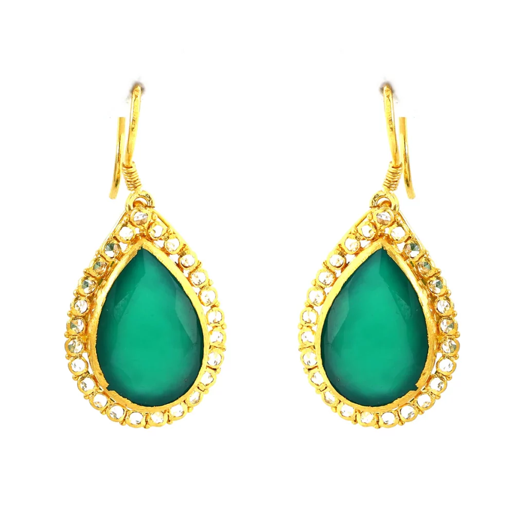 7 Stunning Gold Earrings Designs to Elevate Your Style 1 108A109579 1 x1200